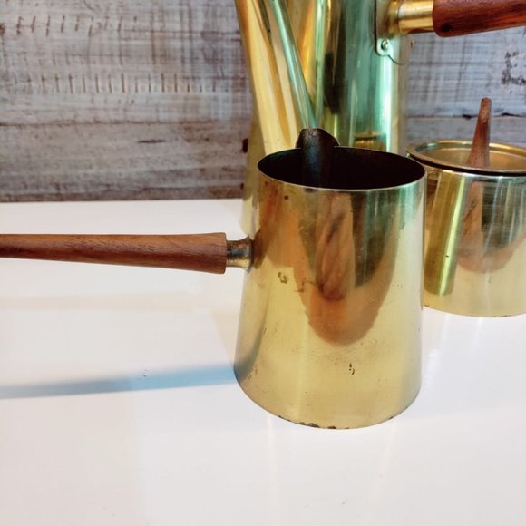 MCM Brass and Teak Japanese Tea Coffee Set Carafe Teapot Sugar Creamer Atomic - Picture 4 of 15